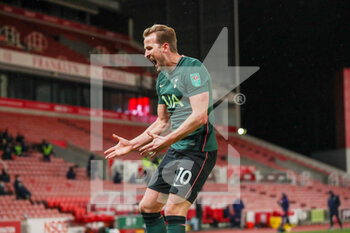 2020-12-23 - Tottenham Hotspur forward Harry Kane (10) celebrates after scoring to make it 3-1 during the English League Cup, EFL Cup quarter-final football match between Stoke City and Tottenham Hotspur on December 23, 2020 at the Bet365 Stadium in Stoke-on-Trent, England - Photo kevin Warburton - A Moment in Sport / ProSportsImages / DPPI - STOKE CITY VS TOTTENHAM HOTSPUR - ENGLISH LEAGUE CUP - SOCCER