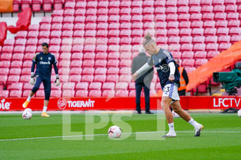 2020-09-12 - Leeds United midfielder Kalvin Phillips (23) warming up during the English championship Premier League football match between Liverpool and Leeds United on September 12, 2020 at Anfield in Liverpool, England - Photo Malcolm Bryce / ProSportsImages / DPPI - LIVERPOOL VS LEEDS UNITED - ENGLISH PREMIER LEAGUE - SOCCER
