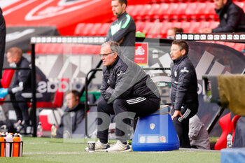 2020-09-27 - Leeds United Manager Marcelo Bielsa during the English championship Premier League football match between Sheffield United and Leeds United on September 27, 2020 at Bramall Lane in Sheffield, England - Photo Simon Davies / ProSportsImages / DPPI - SHEFFIELD UNITED VS LEEDS UNITED - ENGLISH PREMIER LEAGUE - SOCCER