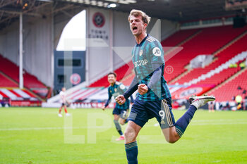 2020-09-27 - Leeds United forward Patrick Bamford (9) scores a goal and celebrates to make the score 0-1 during the English championship Premier League football match between Sheffield United and Leeds United on September 27, 2020 at Bramall Lane in Sheffield, England - Photo Malcolm Bryce / ProSportsImages / DPPI - SHEFFIELD UNITED VS LEEDS UNITED - ENGLISH PREMIER LEAGUE - SOCCER