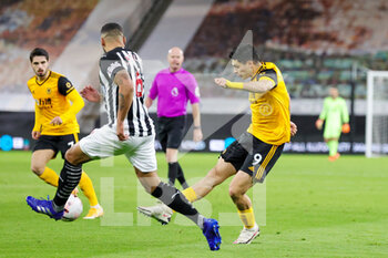 2020-10-25 - Wolverhampton Wanderers forward Raul Jimenez (9) shoots towards the goal during the English championship Premier League football match between Wolverhampton Wanderers and Newcastle United on October 25, 2020 at Molineux in Wolverhampton, England - Photo Nigel Keene / ProSportsImages / DPPI - WOLVERHAMPTON WANDERERS VS NEWCASTLE UNITED - ENGLISH PREMIER LEAGUE - SOCCER