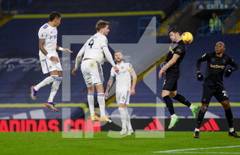 2020-12-11 - Leeds United forward Patrick Bamford (9) heads toward goal during the English championship Premier League football match between Leeds United and West Ham United on December 11, 2020 at Elland Road in Leeds, England - Photo Simon Davies / ProSportsImages / DPPI - LEEDS UNITED VS WEST HAM UNITED - ENGLISH PREMIER LEAGUE - SOCCER