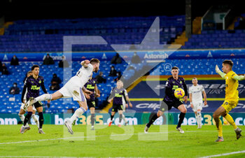 2020-12-16 - Leeds United defender Stuart Dallas (15) scores a goal to make the score 3-2 during the English championship Premier League football match between Leeds United and Newcastle United on December 16, 2020 at Elland Road in Leeds, England - Photo Simon Davies / ProSportsImages / DPPI - LEEDS UNITED VS NEWCASTLE UNITED - ENGLISH PREMIER LEAGUE - SOCCER
