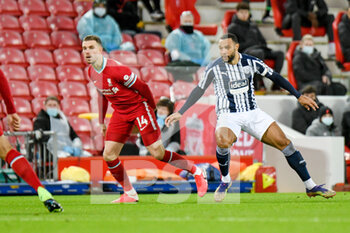 2020-12-27 - Liverpool midfielder Jordan Henderson (14) and West Bromwich Albion midfielder Matt Phillips (10) in action during the English championship Premier League football match between Liverpool and West Bromwich Albion on December 27, 2020 at Anfield in Liverpool, England - Photo Malcolm Bryce / ProSportsImages / DPPI - LIVERPOOL VS WEST BROMWICH ALBION - ENGLISH PREMIER LEAGUE - SOCCER