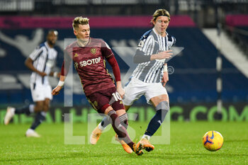2020-12-29 - Leeds United defender Gjanni Alioski (10), Conor Gallagher of WBA during the English championship Premier League football match between West Bromwich Albion and Leeds United on December 29, 2020 at The Hawthorns, West Bromwich, England - Photo Malcolm Bryce / ProSportsImages / DPPI - WEST BROMWICH ALBION VS LEEDS UNITED - ENGLISH PREMIER LEAGUE - SOCCER