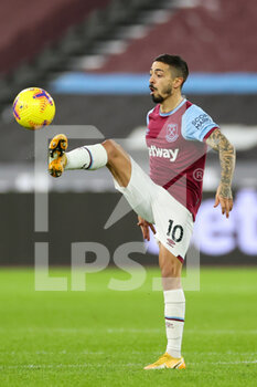 2021-01-19 - Manuel Lanzini (10) of West Ham during the English championship Premier League football match between West Ham United and West Bromwich Albion on January 19, 2021 at the London Stadium in London, England - Photo Nigel Keene / ProSportsImages / DPPI - WEST HAM UNITED AND WEST BROMWICH ALBION - ENGLISH PREMIER LEAGUE - SOCCER