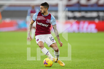 2021-01-19 - Manuel Lanzini (10) of West Ham during the English championship Premier League football match between West Ham United and West Bromwich Albion on January 19, 2021 at the London Stadium in London, England - Photo Nigel Keene / ProSportsImages / DPPI - WEST HAM UNITED AND WEST BROMWICH ALBION - ENGLISH PREMIER LEAGUE - SOCCER