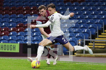 2021-01-27 - Aston Villa defender Matty Cash (2) clears the ball during the English championship Premier League football match between Burnley and Aston Villa on January 27, 2021 at Turf Moor in Burnley, England - Photo Kevin Warburton / A Moment in Sport / ProSportsImages / DPPI - BURNLEY AND ASTON VILLA - ENGLISH PREMIER LEAGUE - SOCCER