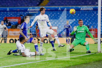 2021-02-03 - Everton goalkeeper Robin Olsen (33) makes a save during the English championship Premier League football match between Leeds United and Everton on February 3, 2021 at Elland Road in Leeds, England - Photo Simon Davies / ProSportsImages / DPPI - LEEDS UNITED AND EVERTON - ENGLISH PREMIER LEAGUE - SOCCER