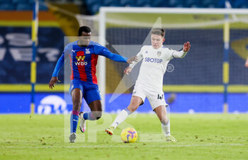 2021-02-08 - Leeds United midfielder Jamie Shackleton (46) and Tyrick Mitchell of Crystal Palace during the English championship Premier League football match between Leeds United and Crystal Palace on February 8, 2021 at Elland Road in Leeds, England - Photo Simon Davies / ProSportsImages / DPPI - LEEDS UNITED AND CRYSTAL PALACE - ENGLISH PREMIER LEAGUE - SOCCER