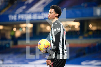 2021-02-15 - Newcastle United defender Jamal Lewis during the English championship Premier League football match between Chelsea and Newcastle United on February 15, 2021 at Stamford Bridge in London, England - Photo Tom Smith / ProSportsImages / DPPI - CHELSEA AND NEWCASTLE UNITED - ENGLISH PREMIER LEAGUE - SOCCER