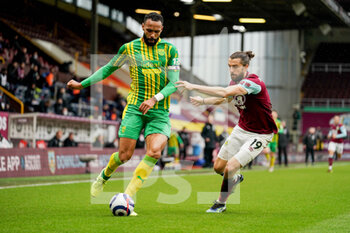 2021-02-20 - West Bromwich Albion defender Kyle Bartley (5) and Burnley forward Jay Rodriguez (19) in action during the English championship Premier League football match between Burnley and West Bromwich Albion on February 20, 2021 at Turf Moor in Burnley, England - Photo Malcolm Bryce / ProSportsImages / DPPI - BURNLEY AND WEST BROMWICH ALBION - ENGLISH PREMIER LEAGUE - SOCCER