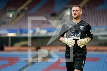 2021-02-20 - West Bromwich Albion goalkeeper Sam Johnstone during the English championship Premier League football match between Burnley and West Bromwich Albion on February 20, 2021 at Turf Moor in Burnley, England - Photo Malcolm Bryce / ProSportsImages / DPPI - BURNLEY AND WEST BROMWICH ALBION - ENGLISH PREMIER LEAGUE - SOCCER