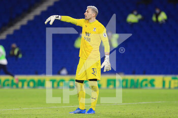 2021-02-22 - Crystal Palace Vicente Guaita during the English championship Premier League football match between Brighton and Hove Albion and Crystal Palace on February 22, 2021 at the American Express Community Stadium in Brighton and Hove, England - Photo Phil Duncan / ProSportsImages / DPPI - BRIGHTON AND HOVE ALBION AND CRYSTAL PALACE - ENGLISH PREMIER LEAGUE - SOCCER