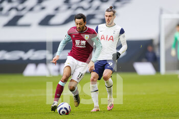 2021-02-28 - Dwight McNeil (11) of Burnley during the English championship Premier League football match between Tottenham Hotspur and Burnley on February 28, 2021 at Tottenham Hotspur Stadium in London, England - Photo Nigel Keene / ProSportsImages / DPPI - TOTTENHAM HOTSPUR AND BURNLEY - ENGLISH PREMIER LEAGUE - SOCCER