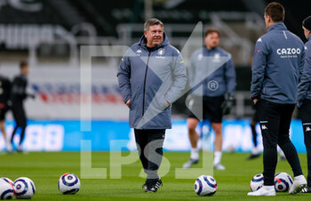 2021-04-12 - Aston Villa coach Craig Shakespeare during the English championship Premier League football match between Newcastle United and Aston Villa on March 12, 2021 at St James's Park in Newcastle, England - Photo Simon Davies / ProSportsImages / DPPI - NEWCASTLE UNITED AND ASTON VILLA - ENGLISH PREMIER LEAGUE - SOCCER