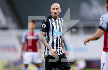 2021-04-12 - Newcastle United midfielder Jonjo Shelvey during the English championship Premier League football match between Newcastle United and Aston Villa on March 12, 2021 at St James's Park in Newcastle, England - Photo Simon Davies / ProSportsImages / DPPI - NEWCASTLE UNITED AND ASTON VILLA - ENGLISH PREMIER LEAGUE - SOCCER