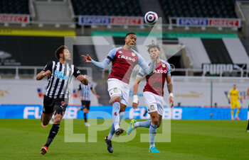 2021-04-12 - Aston Villa defender Ezri Konsa (4) heads back during the English championship Premier League football match between Newcastle United and Aston Villa on March 12, 2021 at St James's Park in Newcastle, England - Photo Simon Davies / ProSportsImages / DPPI - NEWCASTLE UNITED AND ASTON VILLA - ENGLISH PREMIER LEAGUE - SOCCER