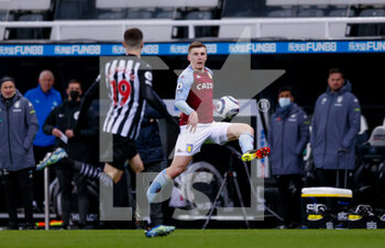 2021-04-12 - Aston Villa defender Matt Targett (18) control the ball during the English championship Premier League football match between Newcastle United and Aston Villa on March 12, 2021 at St James's Park in Newcastle, England - Photo Simon Davies / ProSportsImages / DPPI - NEWCASTLE UNITED AND ASTON VILLA - ENGLISH PREMIER LEAGUE - SOCCER