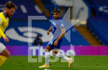 2021-04-20 - Chelsea defender Reece James (24) during the English championship Premier League football match between Chelsea and Brighton and Hove Albion on April 20, 2021 at Stamford Bridge in London, England - Photo Simon Davies / ProSportsImages / DPPI - CHELSEA VS BRIGHTON AND HOVE ALBION - ENGLISH PREMIER LEAGUE - SOCCER