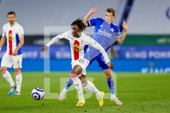 2021-04-26 - Crystal Palace midfielder Eberechi Eze and Timothy Castagne of Leicester during the English championship Premier League football match between Leicester City and Crystal Palace on April 26, 2021 at the King Power Stadium in Leicester, England - Photo Nigel Keene / ProSportsImages / DPPI - LEICESTER CITY VS CRYSTAL PALACE - ENGLISH PREMIER LEAGUE - SOCCER