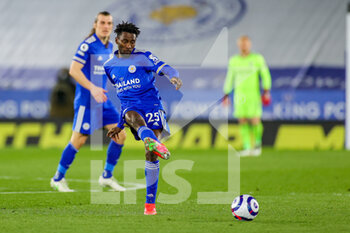 2021-04-26 - Leicester City midfielder Wilfred Ndidi during the English championship Premier League football match between Leicester City and Crystal Palace on April 26, 2021 at the King Power Stadium in Leicester, England - Photo Nigel Keene / ProSportsImages / DPPI - LEICESTER CITY VS CRYSTAL PALACE - ENGLISH PREMIER LEAGUE - SOCCER