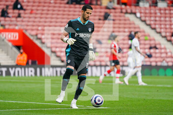 2021-05-18 - Leeds United goalkeeper Kiko Casilla during the English championship Premier League football match between Southampton and Leeds United on May 18, 2021 at the St Mary's Stadium in Southampton, England - Photo Malcolm Bryce / ProSportsImages / DPPI - SOUTHAMPTON VS LEEDS UNITED - ENGLISH PREMIER LEAGUE - SOCCER