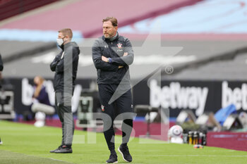 2021-05-23 - Southampton Manager Ralph Hasenhuttl during the English championship Premier League football match between West Ham United and Southampton on May 23, 2021 at the London Stadium in London, England - Photo Nigel Keene / ProSportsImages / DPPI - WEST HAM UNITED VS SOUTHAMPTON - ENGLISH PREMIER LEAGUE - SOCCER