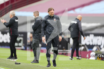 2021-05-23 - Southampton Manager Ralph Hasenhuttl during the English championship Premier League football match between West Ham United and Southampton on May 23, 2021 at the London Stadium in London, England - Photo Nigel Keene / ProSportsImages / DPPI - WEST HAM UNITED VS SOUTHAMPTON - ENGLISH PREMIER LEAGUE - SOCCER