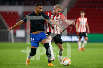 2020-10-22 - Yangel Herrera of Granada and Jorrit Hendrix of PSV Eindhoven during the UEFA Europa League, Group Stage, Group E football match between PSV Eindhoven and Granada CF on October 22, 2020 at Philips Stadion in Eindhoven, Netherlands - Photo Perry van de Leuvert / Orange Pictures / DPPI - PSV EINDHOVEN VS GRANADA CF - UEFA EUROPA LEAGUE - SOCCER