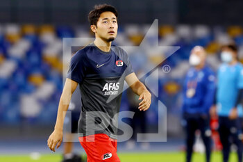 2020-10-22 - Yukinari Sugawara of AZ warms up before the UEFA Europa League, Group Stage, Group F football match between SSC Napoli and AZ Alkmaar on October 22, 2020 at Stadio San Paolo in Naples, Italy - Photo Marcel ter Bals / Orange Pictures / DPPI - SSC NAPOLI VS AZ ALKMAAR - UEFA EUROPA LEAGUE - SOCCER