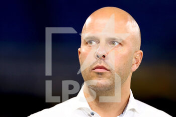 2020-10-22 - Arne Slot head coach of AZ before the UEFA Europa League, Group Stage, Group F football match between SSC Napoli and AZ Alkmaar on October 22, 2020 at Stadio San Paolo in Naples, Italy - Photo Marcel ter Bals / Orange Pictures / DPPI - SSC NAPOLI VS AZ ALKMAAR - UEFA EUROPA LEAGUE - SOCCER