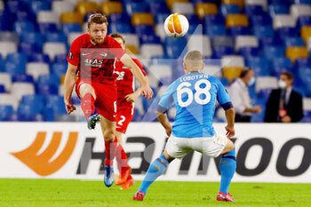 2020-10-22 - Fredrik Midtsjo of AZ, Stanislav Lobotka of Napoli during the UEFA Europa League, Group Stage, Group F football match between SSC Napoli and AZ Alkmaar on October 22, 2020 at Stadio San Paolo in Naples, Italy - Photo Marcel ter Bals / Orange Pictures / DPPI - SSC NAPOLI VS AZ ALKMAAR - UEFA EUROPA LEAGUE - SOCCER