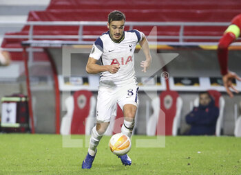 2020-10-29 - Harry Winks of Tottenham during the UEFA Europa League, Group Stage, Group J football match between Royal Antwerp and Tottenham Hotspur on October 29, 2020 at Bosuilstadion in Antwerp, Belgium - Photo Jean Catuffe / DPPI - ROYAL ANTWERP VS TOTTENHAM HOTSPUR - UEFA EUROPA LEAGUE - SOCCER