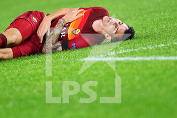 2020-11-05 - Roger Ibanez of Roma reacts on the ground during the UEFA Europa League, Group Stage, Group A football match between AS Roma and CFR Cluj on November 5, 2020 at Stadio Olimpico in Rome, Italy - Photo Federico Proietti / DPPI - AS ROMA VS CFR CLUJ - UEFA EUROPA LEAGUE - SOCCER