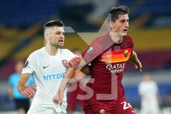 2020-11-05 - Mateo Susic of Cluj (L) and Marash Kumbulla of Roma (R) in action during the UEFA Europa League, Group Stage, Group A football match between AS Roma and CFR Cluj on November 5, 2020 at Stadio Olimpico in Rome, Italy - Photo Federico Proietti / DPPI - AS ROMA VS CFR CLUJ - UEFA EUROPA LEAGUE - SOCCER