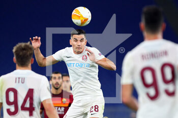 2020-11-05 - Ovidiu Hoban of Cluj goes for a header during the UEFA Europa League, Group Stage, Group A football match between AS Roma and CFR Cluj on November 5, 2020 at Stadio Olimpico in Rome, Italy - Photo Federico Proietti / DPPI - AS ROMA VS CFR CLUJ - UEFA EUROPA LEAGUE - SOCCER