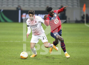 2020-11-26 - Brahim Diaz of AC Milan, Jonathan Bamba of Lille during the UEFA Europa League, Group H football match between Lille OSC and AC Milan on November 26, 2020 at Pierre Mauroy stadium in Villeneuve-d'Ascq near Lille, France - Photo Jean Catuffe / DPPI - LILLE OSC VS AC MILAN - UEFA EUROPA LEAGUE - SOCCER
