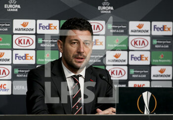 2020-11-26 - Coach of AC Milan Stefano Pioli during the press conference following the UEFA Europa League, Group H football match between Lille OSC and AC Milan on November 26, 2020 at Pierre Mauroy stadium in Villeneuve-d'Ascq near Lille, France - Photo Jean Catuffe / DPPI - LILLE OSC VS AC MILAN - UEFA EUROPA LEAGUE - SOCCER