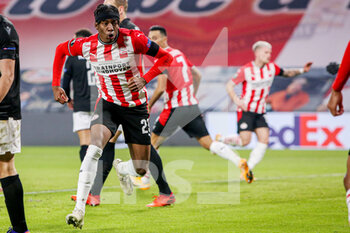 2020-11-26 - Noni Madueke of PSV celebrating goal (2-2) during the UEFA Europa League, Group E football match between PSV and PAOK on november 26, 2020 at Philips Stadion in Eindhoven, Netherlands - Photo Perry vd Leuvert / Orange Pictures / DPPI - PSV VS PAOK - UEFA EUROPA LEAGUE - SOCCER