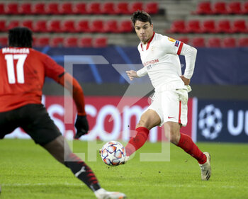 2020-12-08 - Oliver Torres of Sevilla FC during the UEFA Champions League, Group E football match between Stade Rennais and Sevilla FC (FC Seville) on December 8, 2020 at Roazhon Park in Rennes, France - Photo Jean Catuffe / DPPI - STADE RENNAIS VS SEVILLA FC - UEFA EUROPA LEAGUE - SOCCER