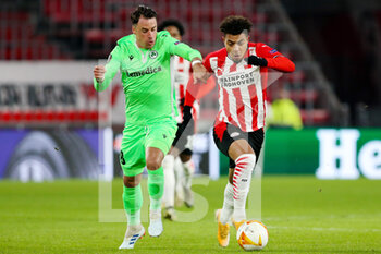 2020-12-10 - Vitor Gomes of Omonia Nicosia, Donyell Malen of PSV Eindhoven during the UEFA Europa League, Group E football match between PSV and Omonia Nicosia on December 10, 2020 at Philips Stadion in Eindhoven, Netherlands - Photo Perry vd Leuvert / Orange Pictures / DPPI - PSV VS OMONIA NICOSIA - UEFA EUROPA LEAGUE - SOCCER