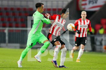 2020-12-10 - Vitor Gomes of Omonia Nicosia, Mohamed Ihattaren of PSV Eindhoven during the UEFA Europa League, Group E football match between PSV and Omonia Nicosia on December 10, 2020 at Philips Stadion in Eindhoven, Netherlands - Photo Perry vd Leuvert / Orange Pictures / DPPI - PSV VS OMONIA NICOSIA - UEFA EUROPA LEAGUE - SOCCER