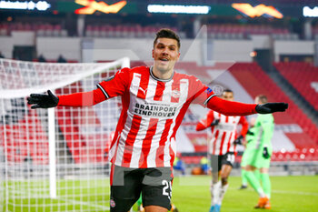 2020-12-10 - Joel Piroe of PSV Eindhoven celebrates after scoring his sides third goal during the UEFA Europa League, Group E football match between PSV and Omonia Nicosia on December 10, 2020 at Philips Stadion in Eindhoven, Netherlands - Photo Perry vd Leuvert / Orange Pictures / DPPI - PSV VS OMONIA NICOSIA - UEFA EUROPA LEAGUE - SOCCER