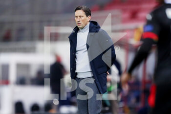 2021-02-18 - Coach Roger Schmidt of PSV during the UEFA Europa League, round of 32, 1st leg football match between Olympiacos and PSV on February 18, 2021 at Stadio Georgios Karaiskakis in Piraeus, Greece - Photo Lato Klodian / Orange Pictures / DPPI - OLYMPIACOS AND PSV - UEFA EUROPA LEAGUE - SOCCER