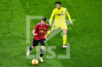2021-05-26 - Bruno Fernandes of Manchester United and Dani Parejo of Villarreal CF during the UEFA Europa League, Final football match between Villarreal CF and Manchester United on May 26, 2021 at Stadion Energa Gdansk in Gdansk, Poland - Photo Pablo Morano / Orange Pictures / DPPI - FINAL - VILLARREAL CF VS MANCHESTER UNITED - UEFA EUROPA LEAGUE - SOCCER