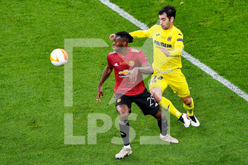 2021-05-26 - Aaron Wan-Bissaka of Manchester United battles for posession with Trigueros of Villarreal CF during the UEFA Europa League, Final football match between Villarreal CF and Manchester United on May 26, 2021 at Stadion Energa Gdansk in Gdansk, Poland - Photo Pablo Morano / Orange Pictures / DPPI - FINAL - VILLARREAL CF VS MANCHESTER UNITED - UEFA EUROPA LEAGUE - SOCCER