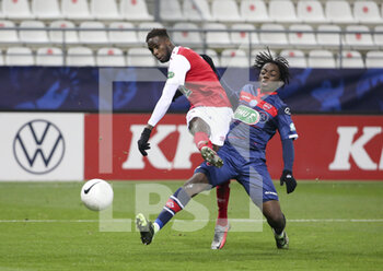 09/02/2021 - Boulaye Dia of Reims, Ismael Doukoure of Valenciennes during the French Cup, round of 64 football match between Stade de Reims and Valenciennes FC on February 9, 2021 at Auguste Delaune stadium in Reims, France - Photo Jean Catuffe / DPPI - STADE DE REIMS AND VALENCIENNES FC - FRENCH CUP - CALCIO