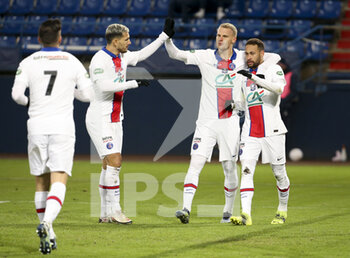 2021-02-10 - Leandro Paredes, Mitchel Bakker and Neymar Jr of PSG celebrate the goal of Moise Kean of PSG during the French Cup, round of 64 football match between Stade Malherbe de Caen (SM Caen) and Paris Saint-Germain (PSG) on February 10, 2021 at Stade Michel d'Ornano in Caen, France - Photo Jean Catuffe / DPPI - STADE MALHERBE DE CAEN (SM CAEN) AND PARIS SAINT-GERMAIN (PSG) - FRENCH CUP - SOCCER