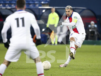 2021-02-10 - Leandro Paredes of PSG during the French Cup, round of 64 football match between Stade Malherbe de Caen (SM Caen) and Paris Saint-Germain (PSG) on February 10, 2021 at Stade Michel d'Ornano in Caen, France - Photo Jean Catuffe / DPPI - STADE MALHERBE DE CAEN (SM CAEN) AND PARIS SAINT-GERMAIN (PSG) - FRENCH CUP - SOCCER